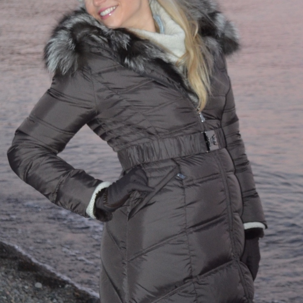 Amazing Dawn Levy Down Parka